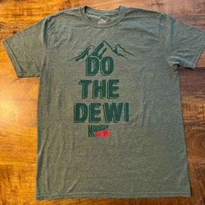 Mountain Dew “ Do the Dew” tee unisex large. Green and Preowned great condition